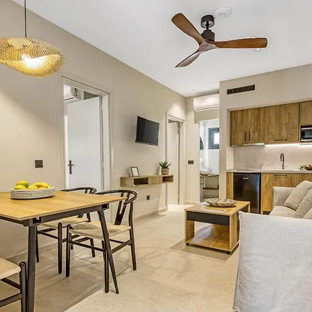 Aparthotel Almyra & 3*