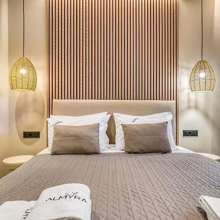 Aparthotel Almyra &