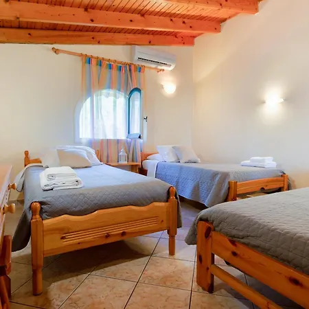 Lejlighedshotel Almyra & Agios Gordios (Corfu)