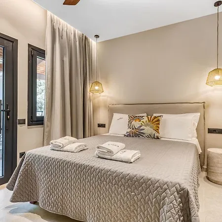 Almyra & Lejlighedshotel 3*